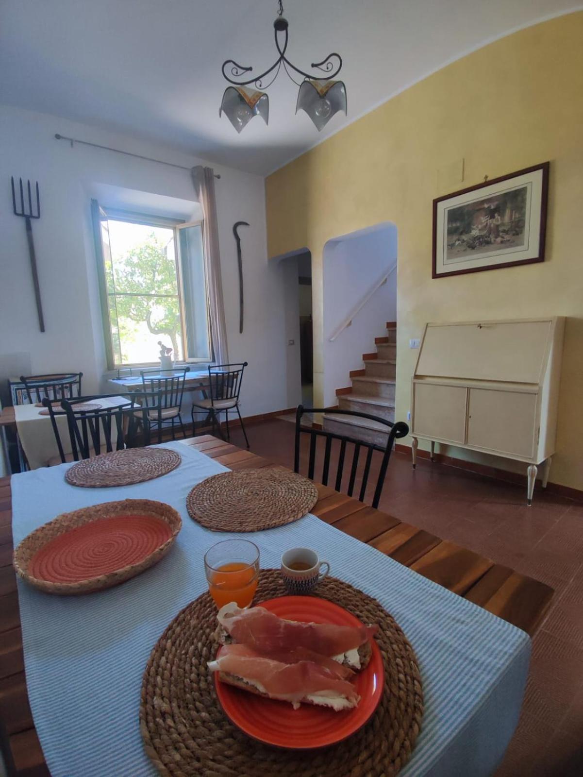 Eco House San Michele Hostel Borgo San Michele  Ngoại thất bức ảnh